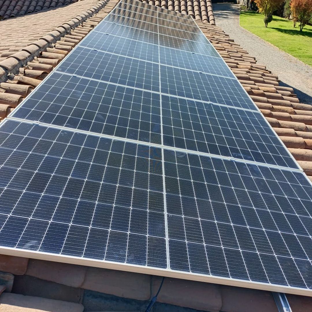 Instalación solar fotovoltaica en Calera de Tango - proyecto real SOLEI